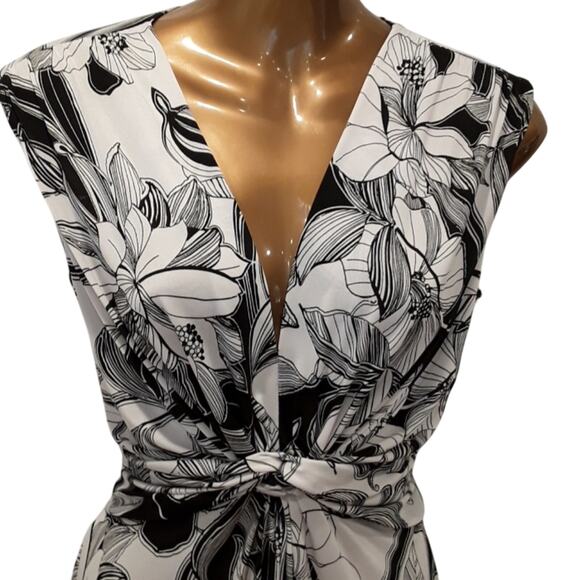 Essentials by Milano Sz S Black & White Print Dress - Picture 2 of 5